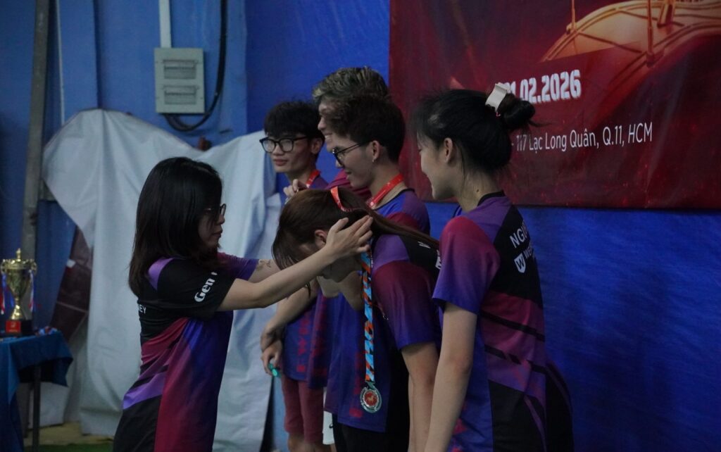 Friends with babminton