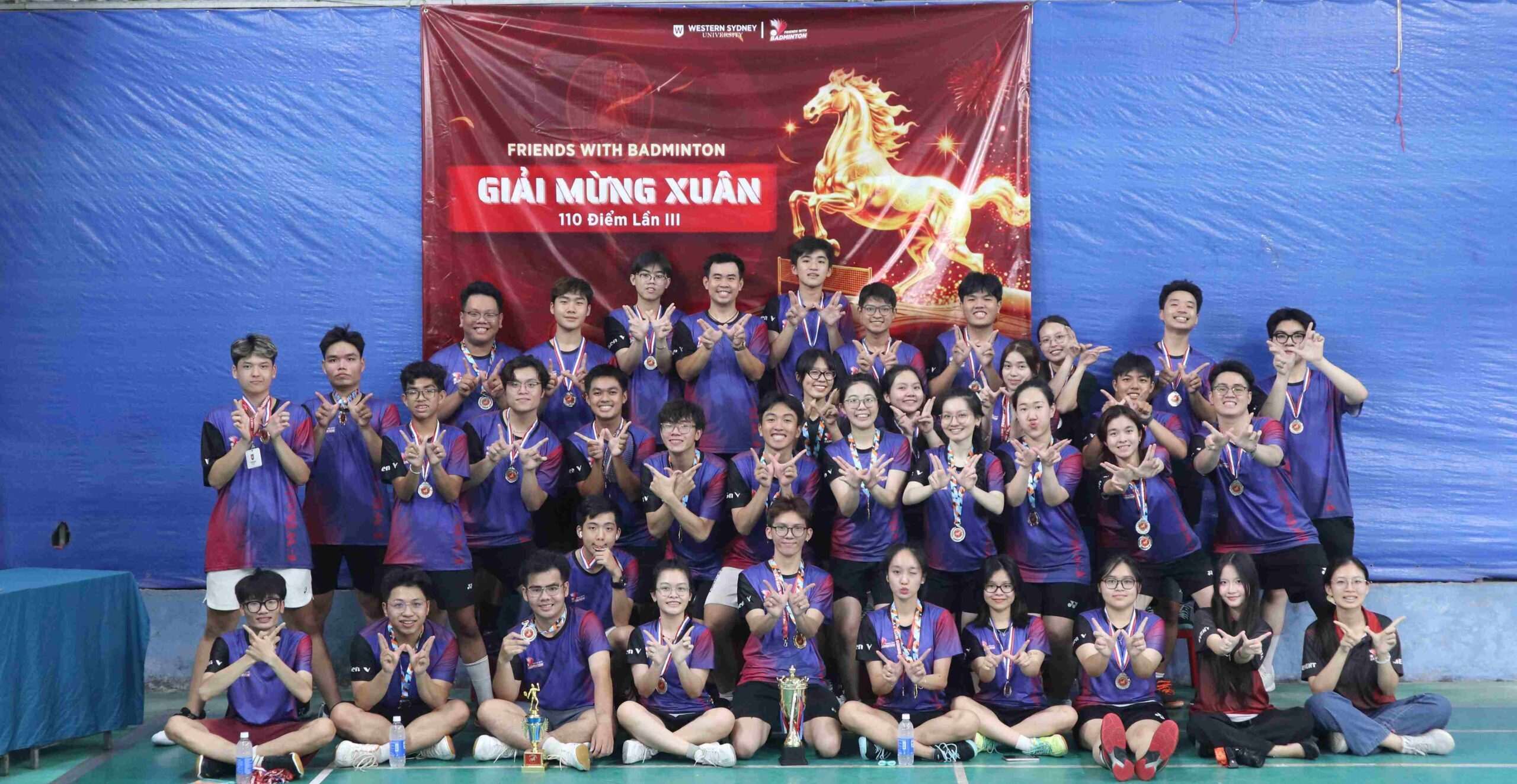 Friends With Badminton